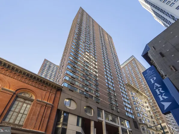 1420 Locust St APT 15B, Philadelphia, PA 19102