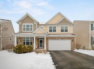 5719 Oak Ridge Way, Lisle, IL 60532