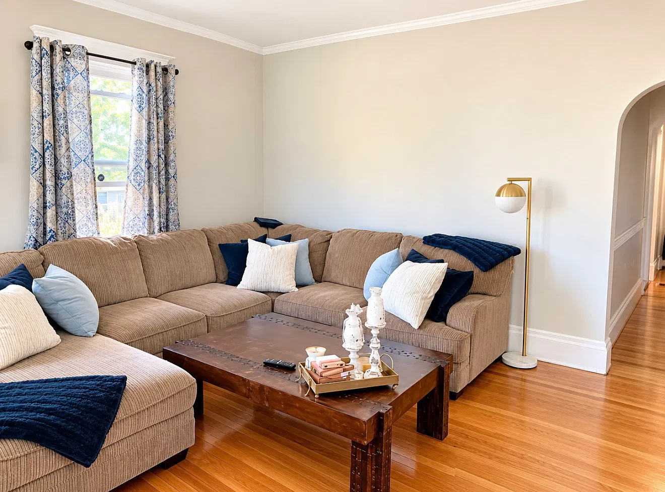 1 bed, 873 sqft, $1,850 — Photo 3