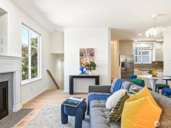 6551 5th Avenue NE #B, Seattle, WA 98115