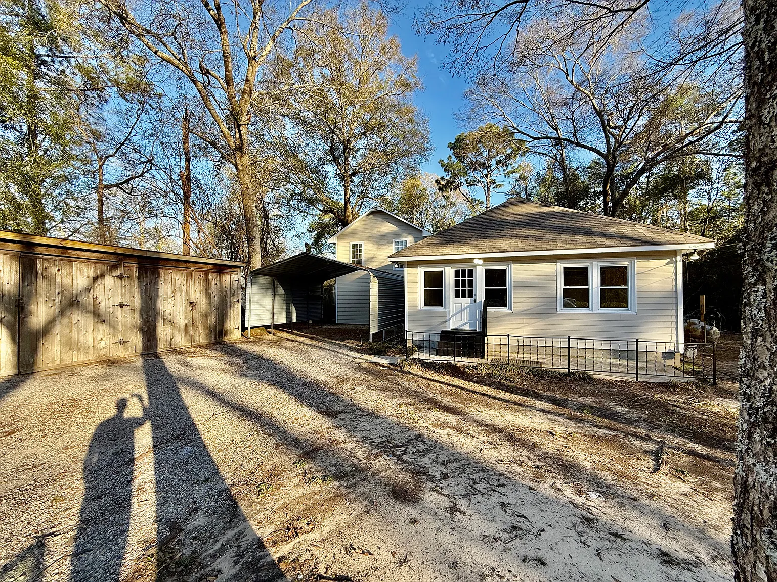 4 bed, 2457 sqft, $1,400 — Photo 3