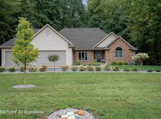 2262 N Rolling Ridge Dr, Midland, MI 48642