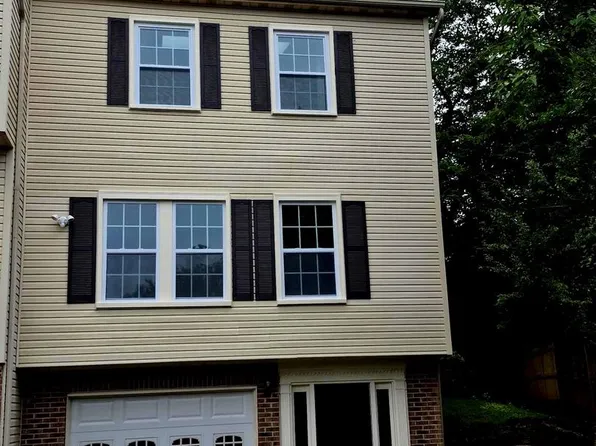 27 Fairfax St, Warrenton, VA 20186