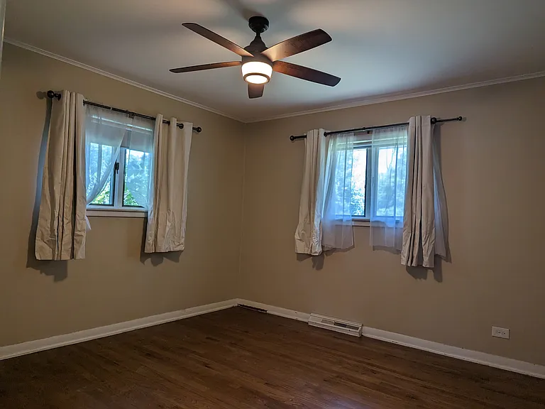 1629 Virginia St — Photo 13