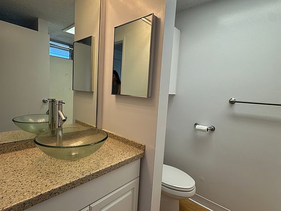 4th image of 2542 Date St APT 1004