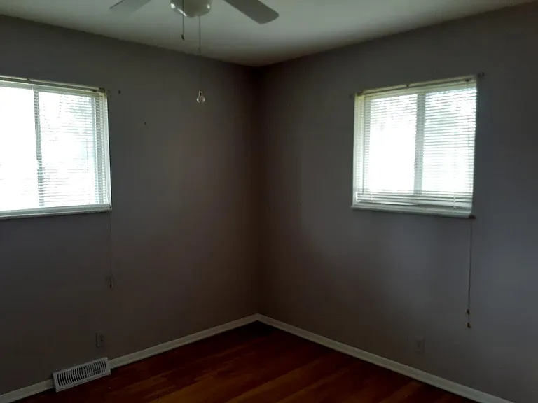 4107 Crystal St — Photo 8