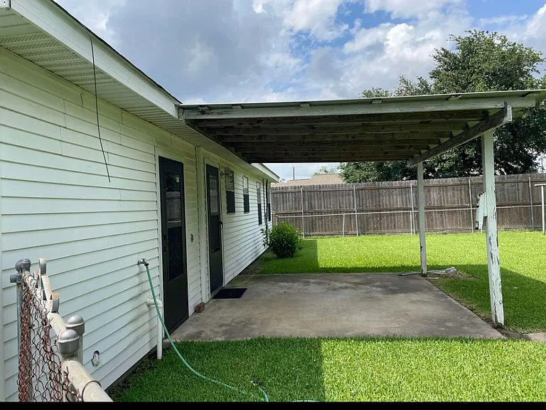 3705 Auburn St — Photo 12