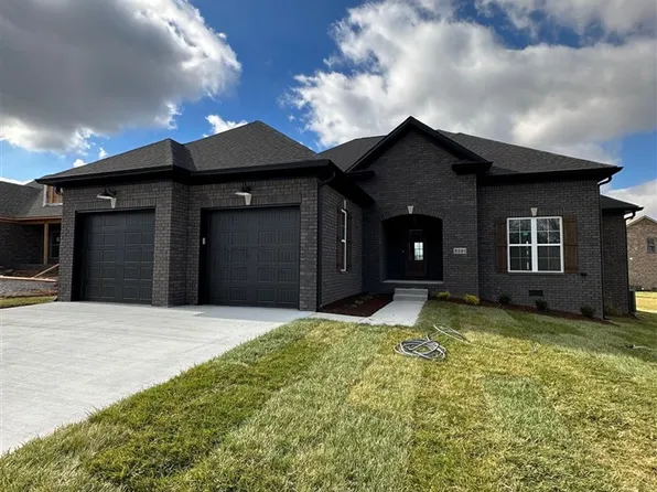 6591 Summer Shade Cir, Alvaton, KY 42122