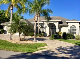 4 Chilham Ct, Palm Coast, FL 32137