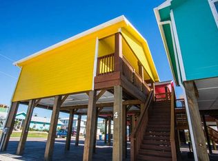 403 S 10th St #4, Pt Aransas, TX 78373