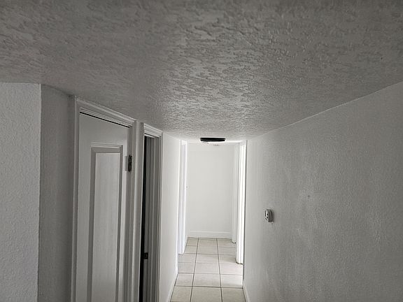 4th image of 7210 N Manhattan Ave APT 1612