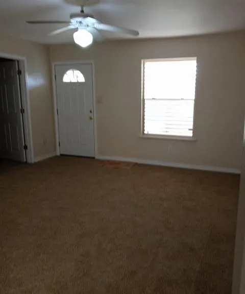 4918 Lauren Dr — Photo 10