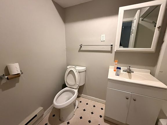 2nd image of 653 Fitch St #D10