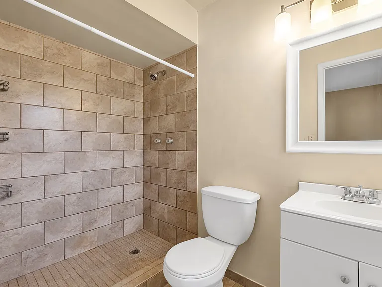 320 Heather Ave — Photo 21