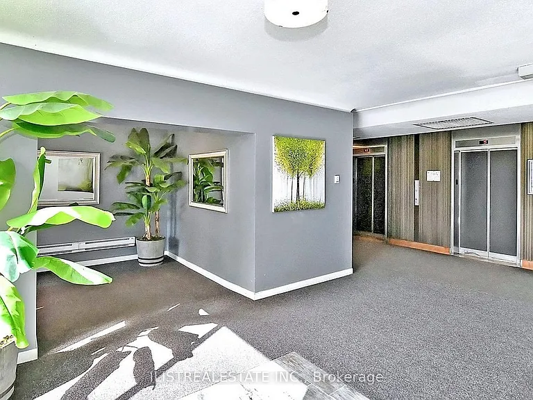 5 Massey Sq #407 — Photo 3