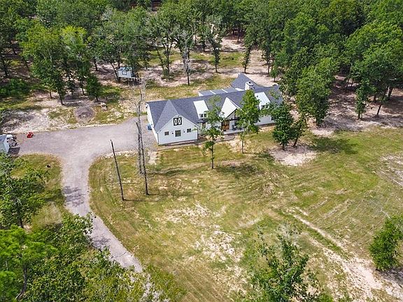 2nd image of 40607 Country Forest Dr