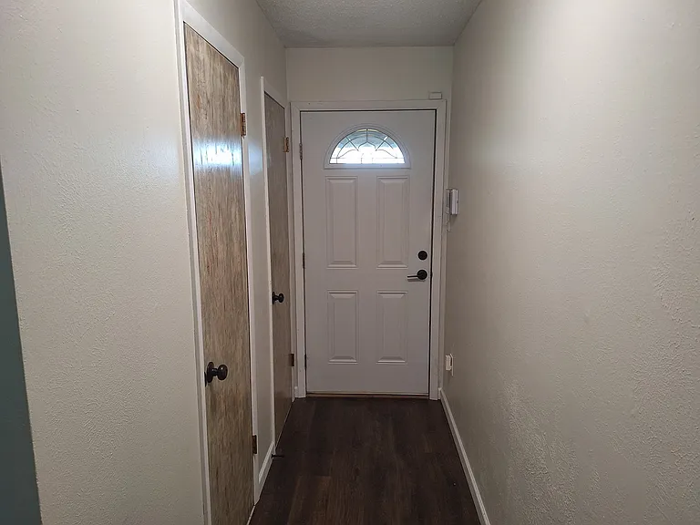 2410 NW Norman Cir — Photo 13