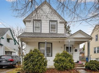 1523 Winchester Ave, Lakewood, OH