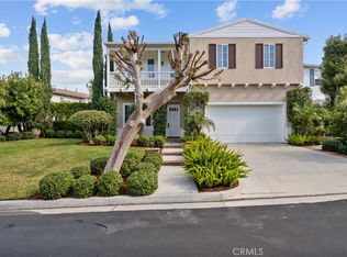 26816 Fairlain Dr, Valencia, CA 91355