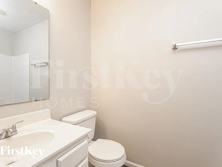 2200 Emerald Creek Ct — Photo 16