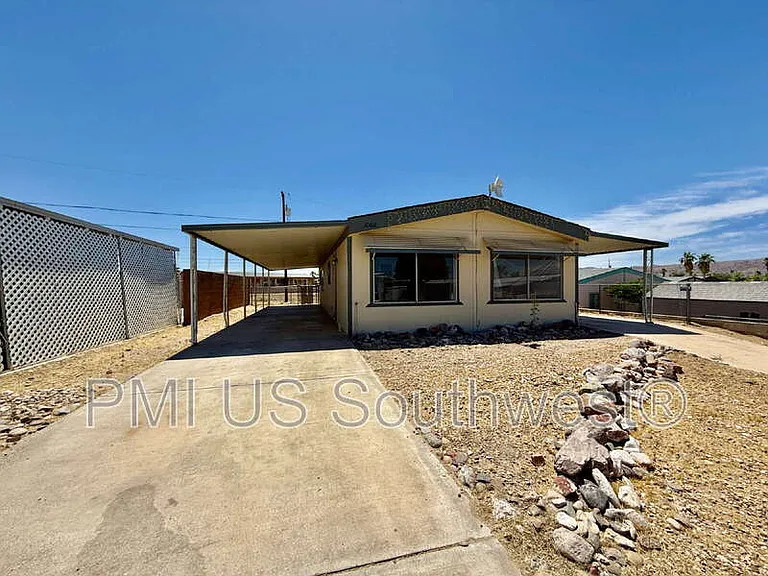 1066 Mobile Ln — Photo 1