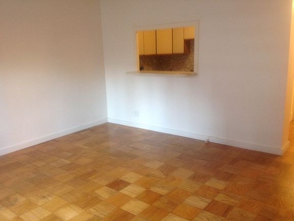 3rd image of 224 E 60th St APT 14G