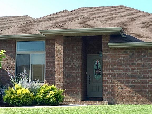 2nd image of 4440 Somerset Dr
