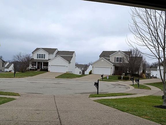 2nd image of 205 Academy Ct