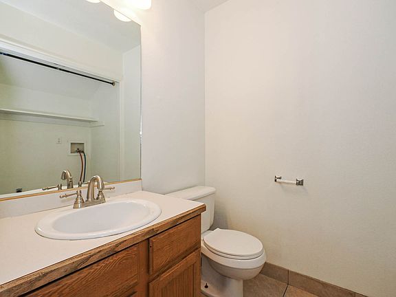 3rd image of 1683 W Garden Dr