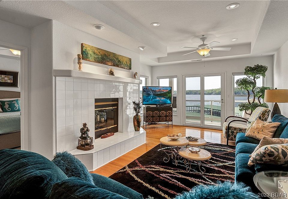 1st image of 214 Emerald Bay Dr #2C