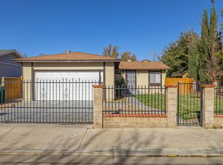 2335 Rosewood Ave, Lancaster, CA 93535