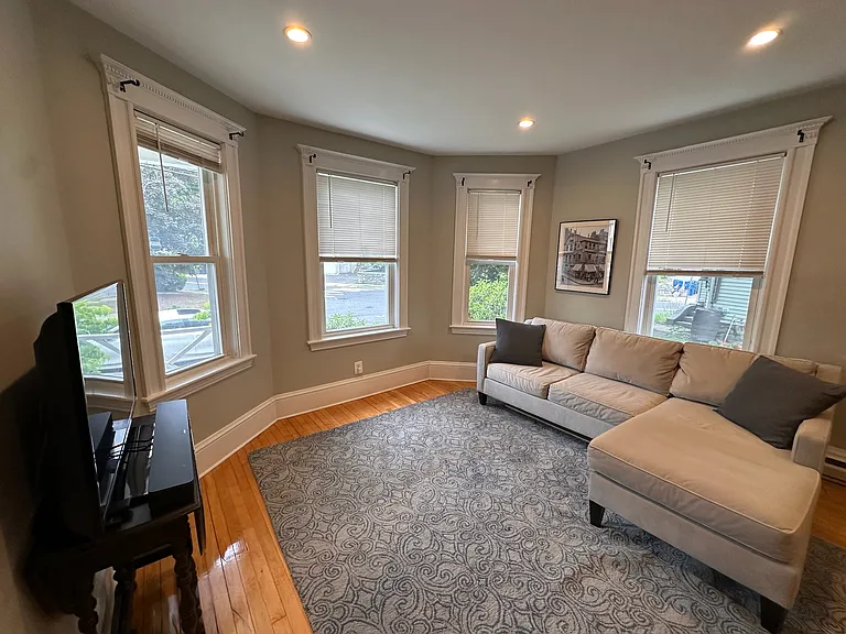 45 Banks St #1 — Photo 3