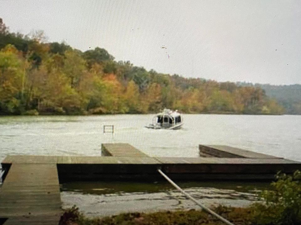 2nd image of 690 Hodge Ln