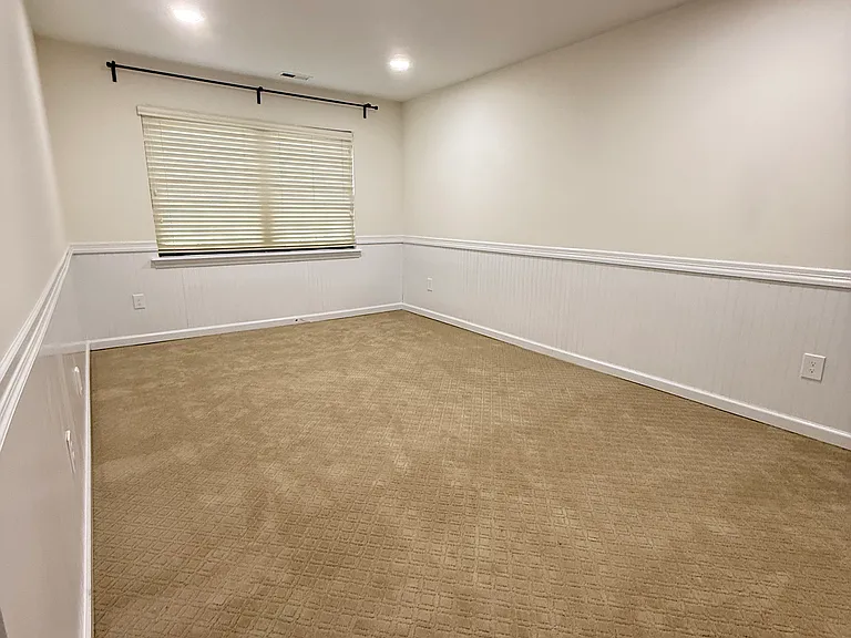 404A Willow Turn — Photo 7