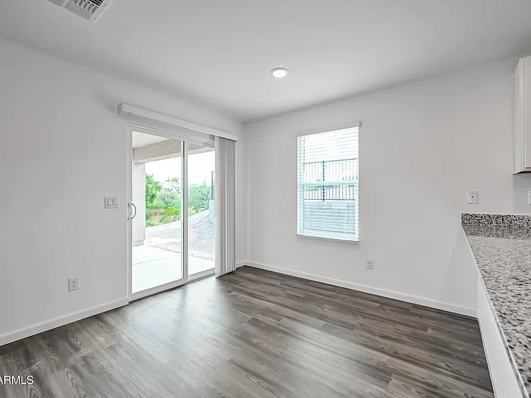 1845 Yance Dr — Photo 11