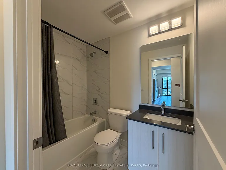 15 Queen St S #701 — Photo 14