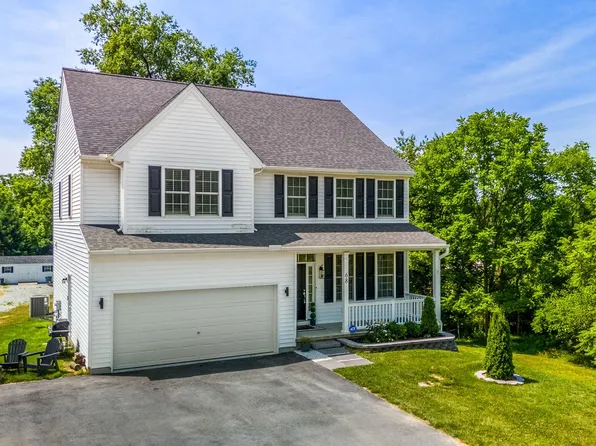 68 Lancaster Ave, Oxford, PA 19363