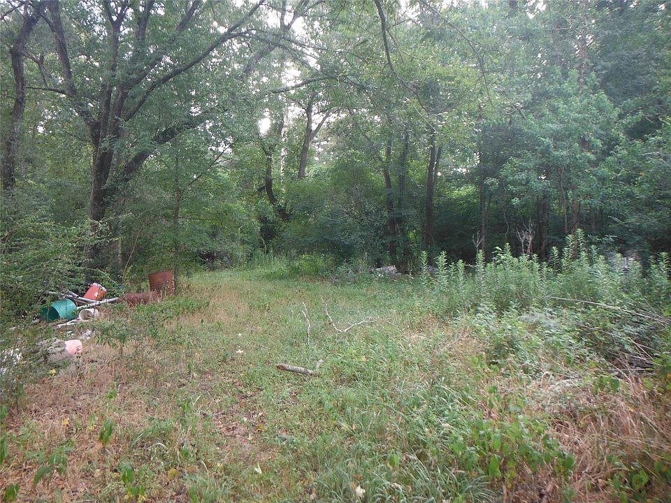 2nd image of 12397 Highway 105 E