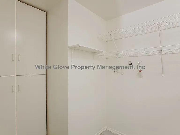 205 S Redwood Ave #33 — Photo 11