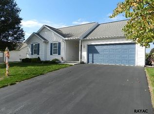 1395 Setter Run Ct, York, PA 17408