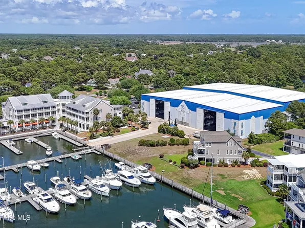 2571 Saint James Drive SE #D10, Southport, NC 28461