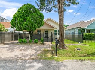 212 N Hutcheson St, Houston, TX 77003