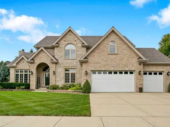 26519 Silverleaf Dr, Plainfield, IL 60585