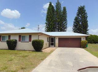 905 SE 21st Ter, Cape Coral, FL 33990