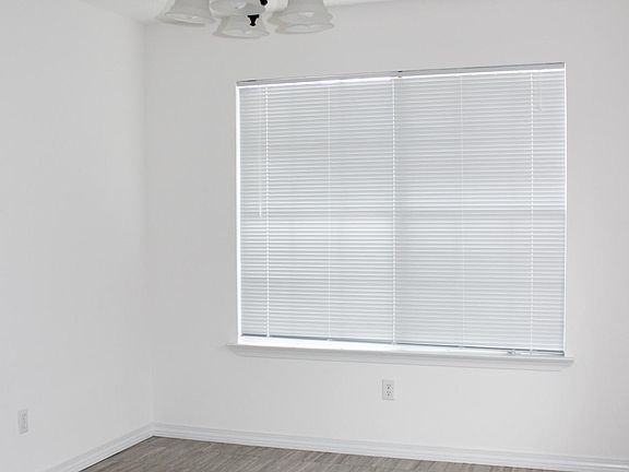 5th image of 336 Sibert Ave #B