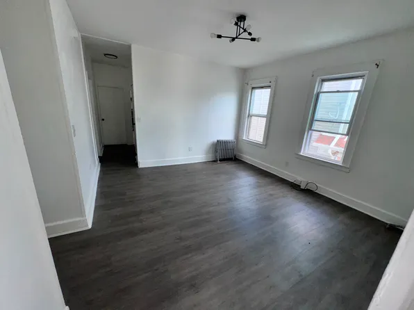1035 Morris St, Roselle, NJ
