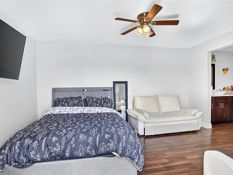 15317 W Pond Woods Dr #103 — Photo 23