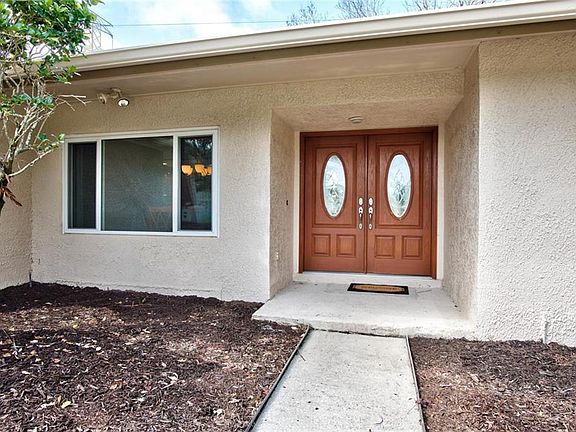 2nd image of 2978 Clubhouse Dr W