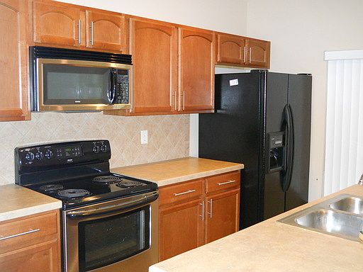 5th image of 3440 Windsor Lakes Cir