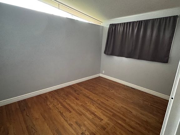 4th image of 2677 S Osceola St